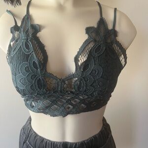 Elegant Lace Bralette in Dark Green